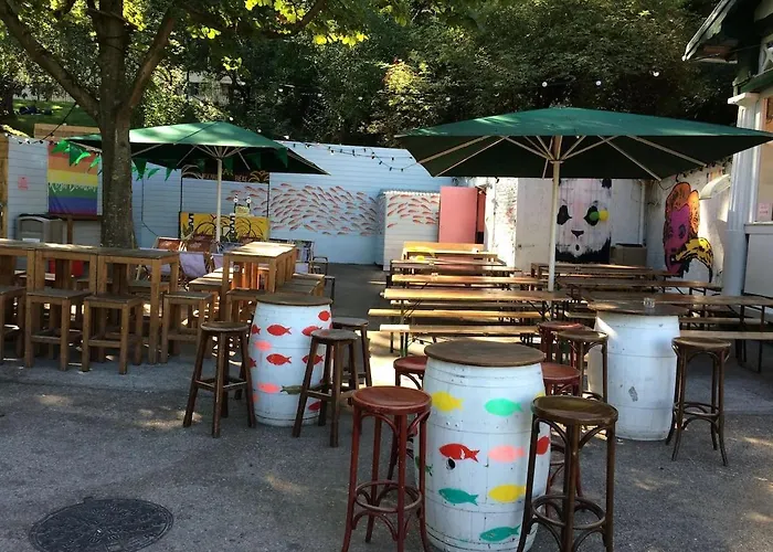 Claude Monet - Buttes-chaumont - La Mouzaïa - * Paris