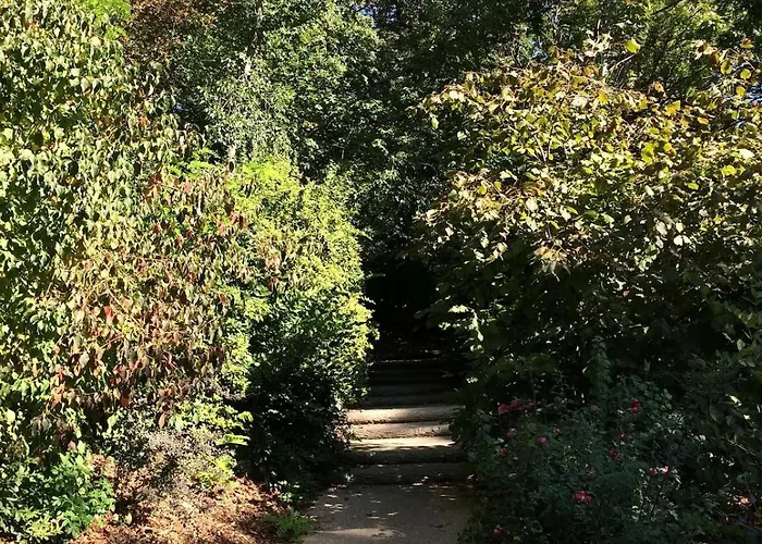 Claude Monet - Buttes-chaumont - La Mouzaïa - Appartement *